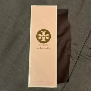 Tory Burch Love Relentlessly Shower Gel